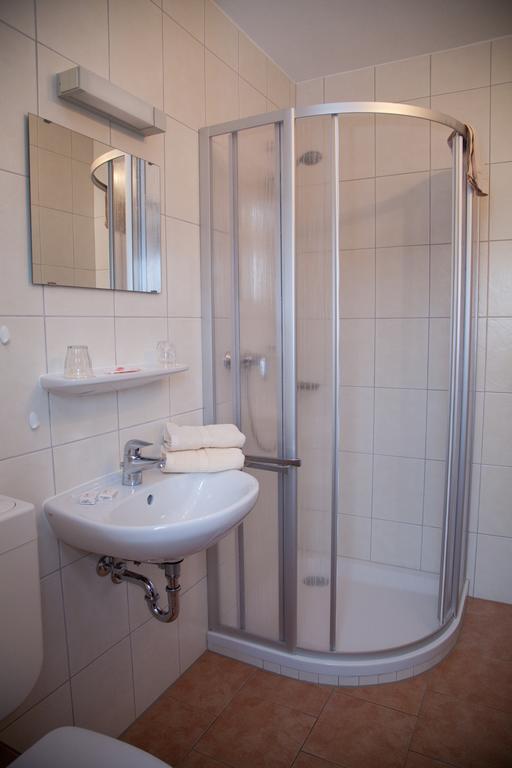 Landgasthof Deutsches Haus Ulmbach Chambre photo