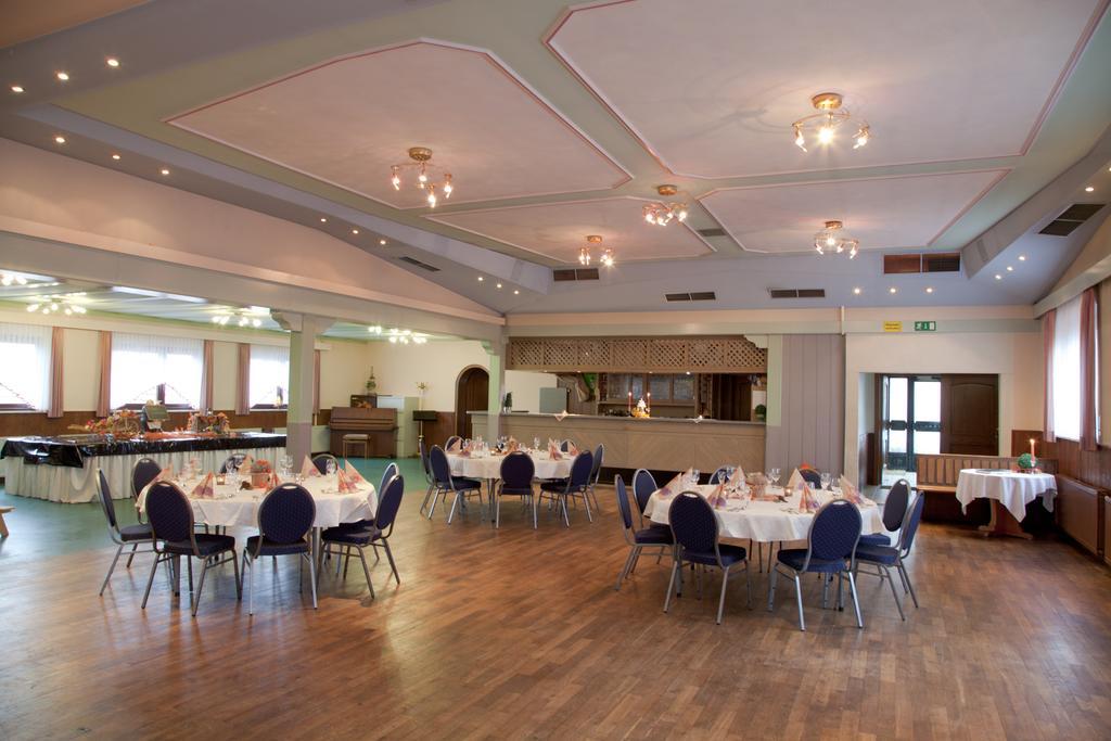 Landgasthof Deutsches Haus Ulmbach Extérieur photo